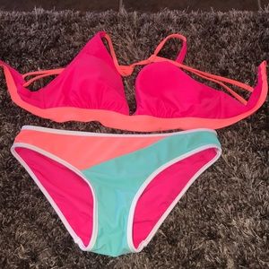 Bathing suit set